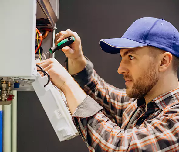 Expert Plumber for Tankless Water Heater Maintenance in West Little River, FL: Schedule Professional Maintenance Services with Us