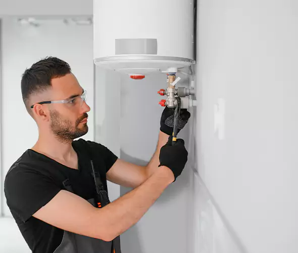 Expert Plumber for Water Heater Expansion Tank Installation in West Little River, FL