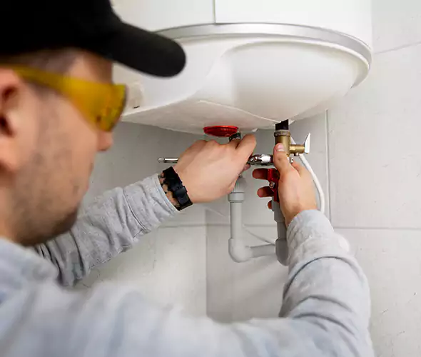 Get Affordable Water Heater Repair Service in West Little River, FL