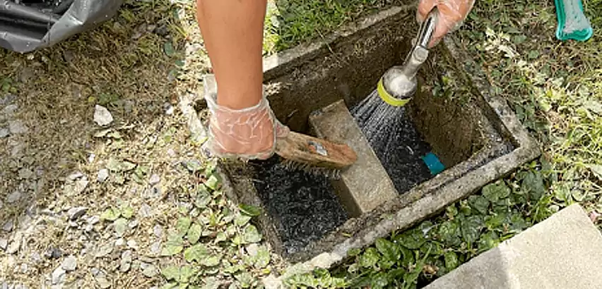 Professional Grease Trap Cleaning Services in West Little River, FL