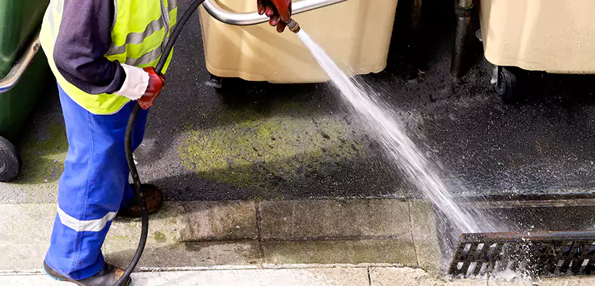 Storm Drain Jetting in West Little River
